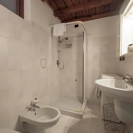 Al Castello - Elegante Residenz Mit Schwimmbad Apartment *