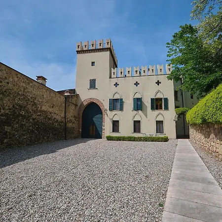 Al Castello - Elegante Residenz Mit Schwimmbad Apartment